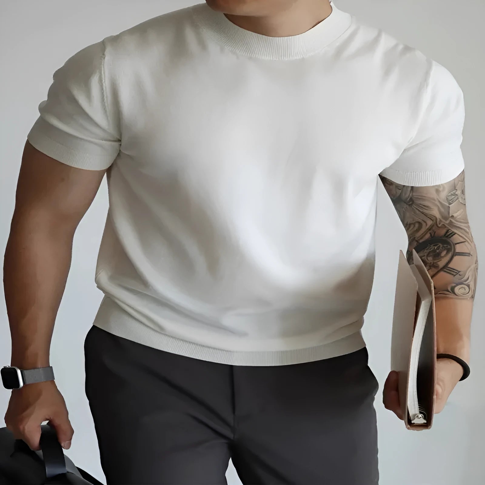 Men's slim-fit solid colour T-shirt in breathable polyester fabric for commuting