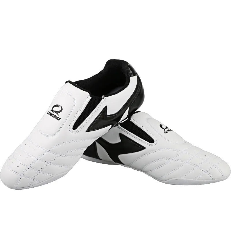 Black and white children's professional martial arts training shoes with soft bottom design