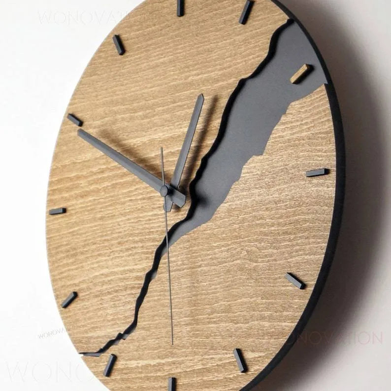 Minimalist wooden round wall clock 30cm diameter with silent quartz movement
