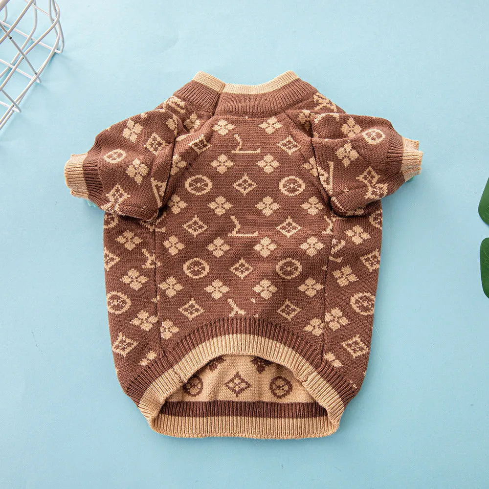 Wool dog sweater for autumn and winter wear in monochrome or two-tone colours