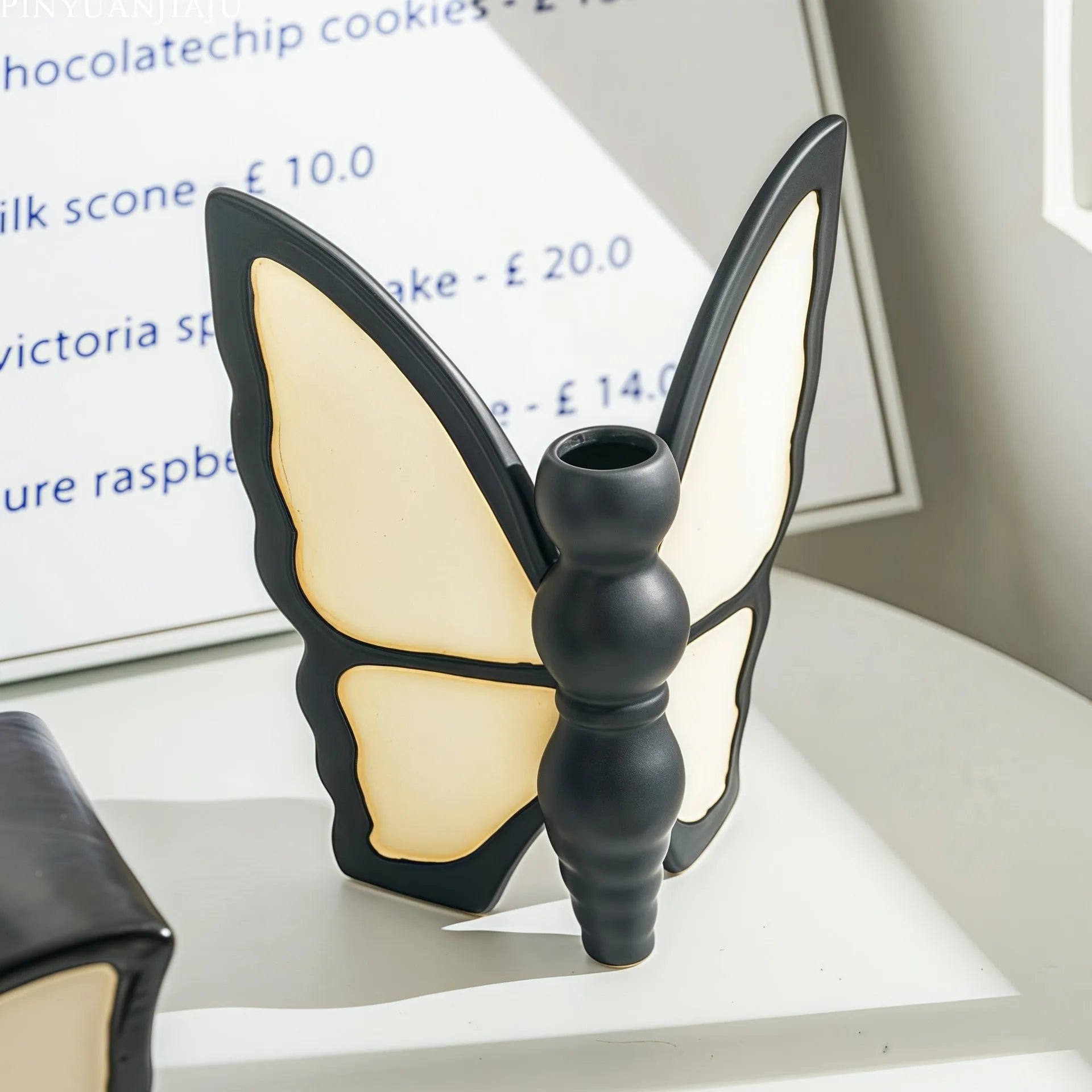 Ceramic butterfly-themed vase and tissue box set with waterproof finish