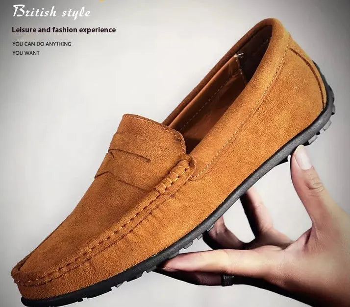 Men's suede leather casual shoes in Gommino style with round toe and flat rubber sole
