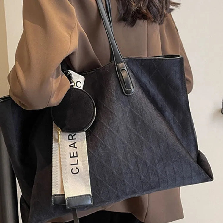 Women's casual large capacity polyester shoulder bag in horizontal square shape with zippered compartment