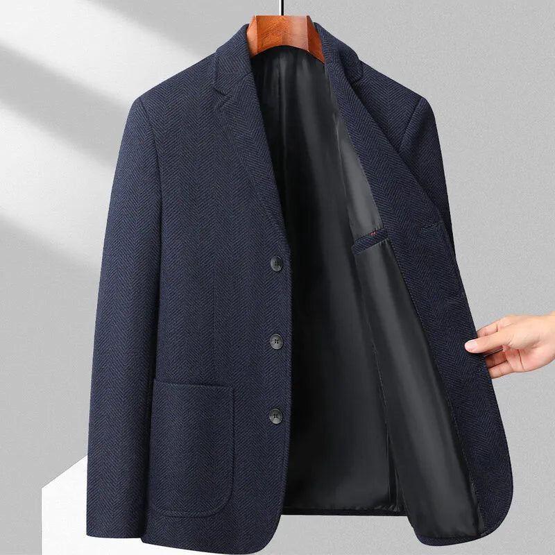 Men's loose fit polyester coat in solid colour for spring and autumn seasons