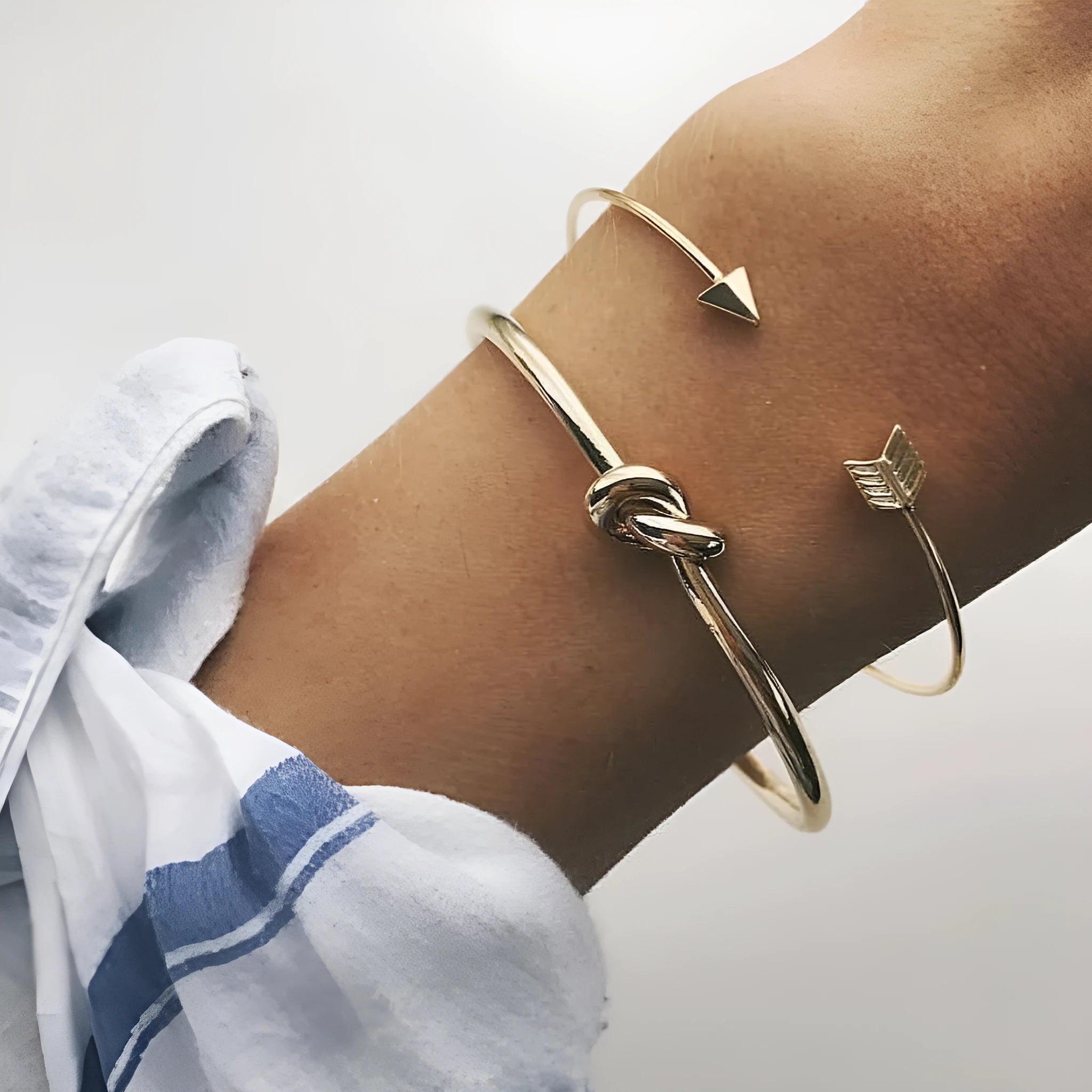 Gold vintage arrow knot cuff bracelet for women with electroplated alloy construction