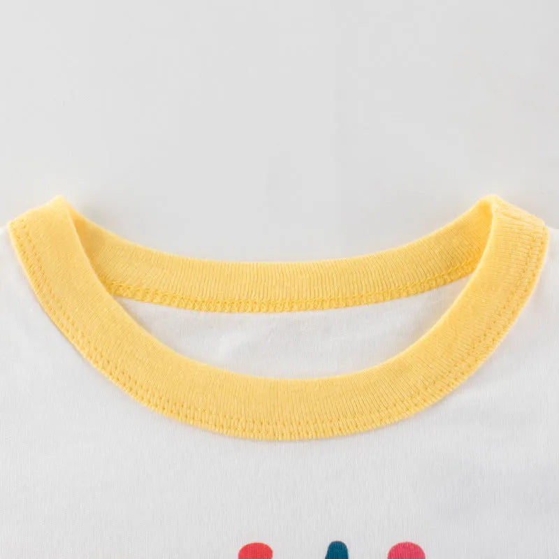 100% cotton short sleeve cartoon baby T-shirt in white, available in sizes 90-140 cm