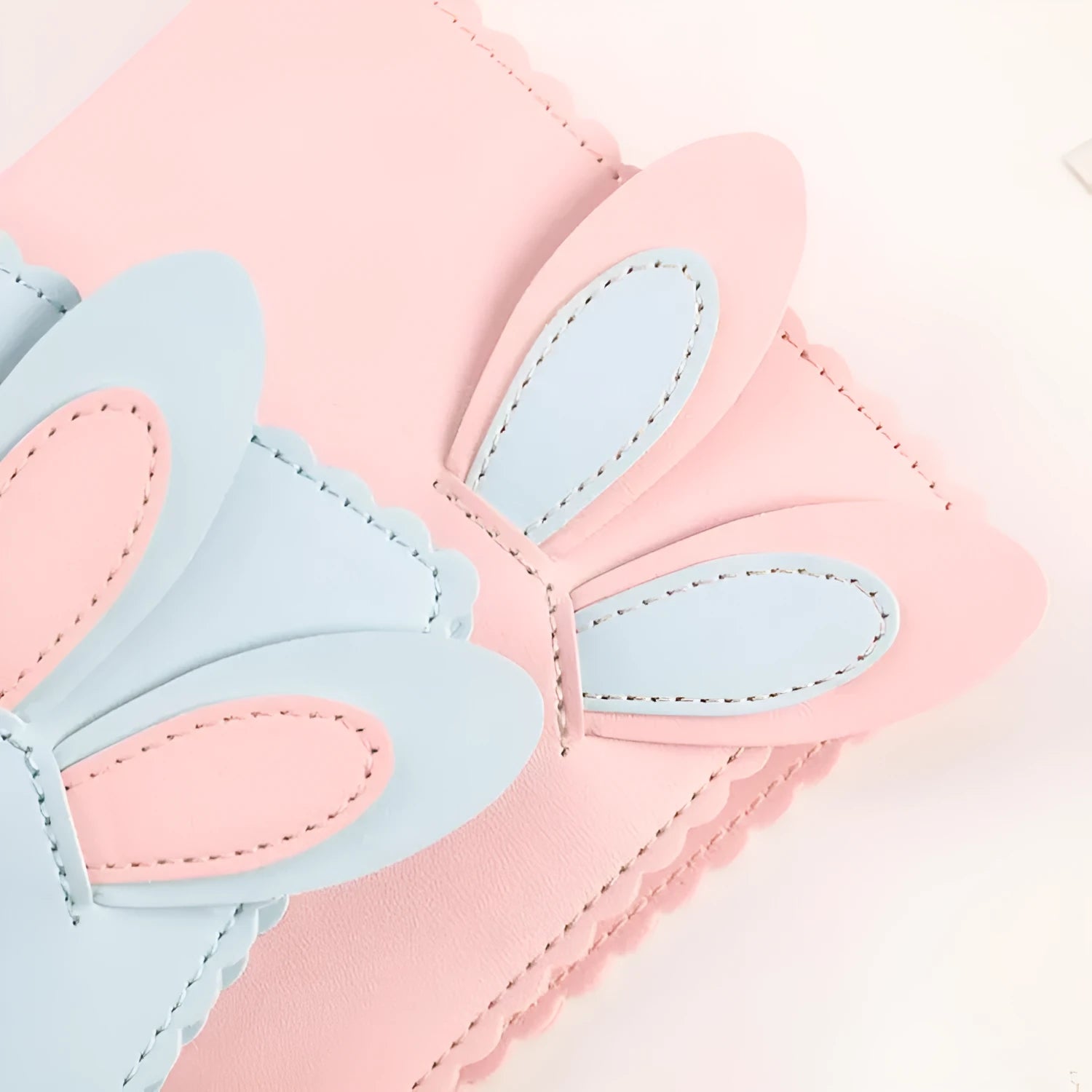 Rabbit style 3-inch mini photo album in blue, pink or white with 16 loose-leaf pages