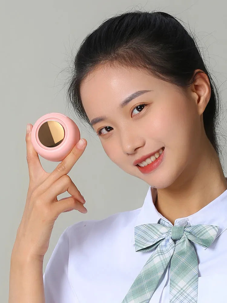 Mini clip fan with flexible clip, 900mAh USB charging, three speed settings in green