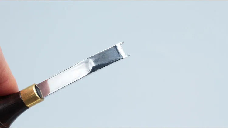Sectional cutting wide shovel edge thinning knife with leather wrapped handle