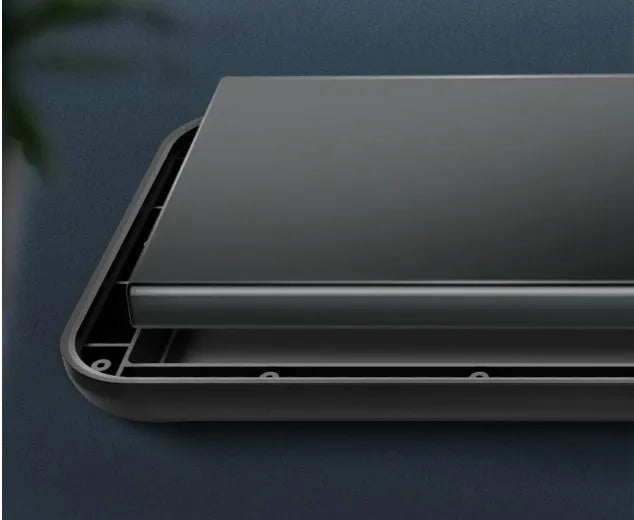 Black ultra-thin TPU soft bag wireless back clip battery for iPhone 12 with multiple USB ports