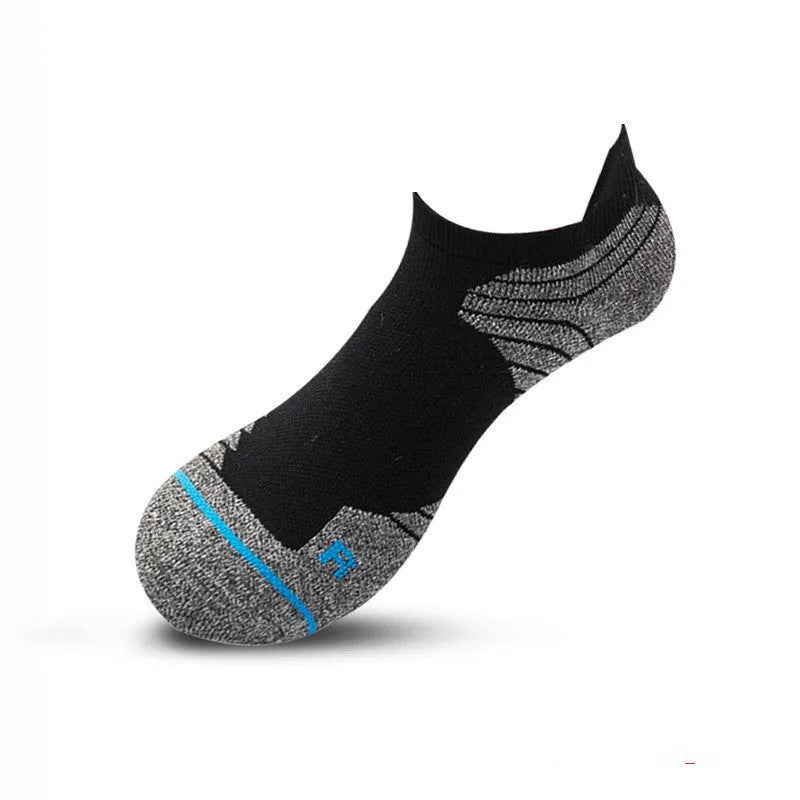Men's Elite sports socks with thick towel bottom, low cut boat sock style in black