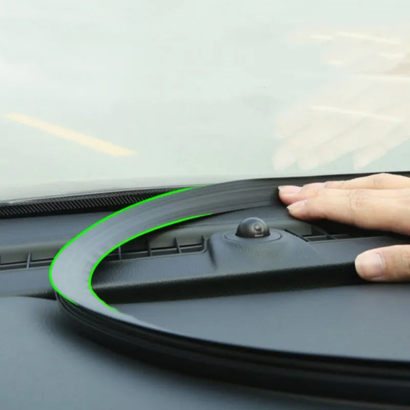 Silicone dashboard soundproof seal strip for Mitsubishi Outlander, 1.6 metres long.