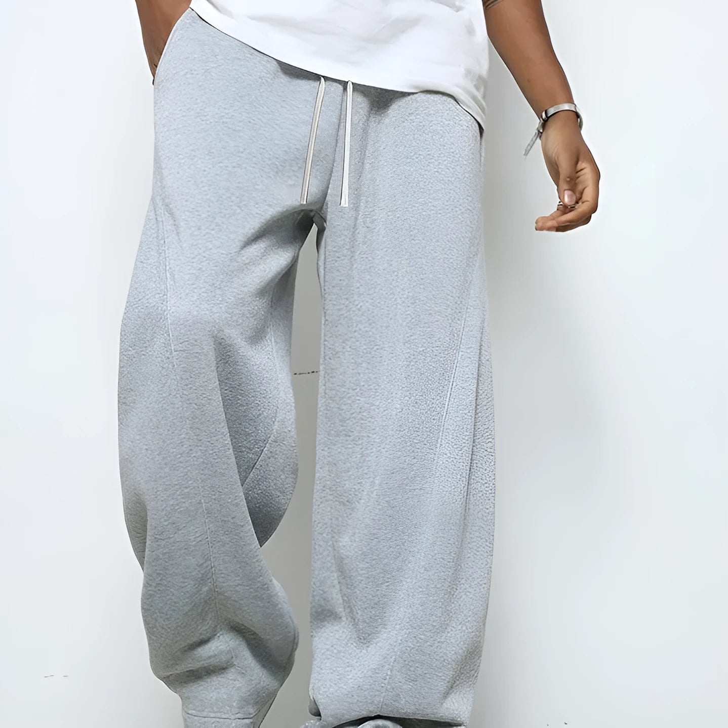 Men's straight-leg casual trousers with elastic waistband in black, dark grey and light grey colours