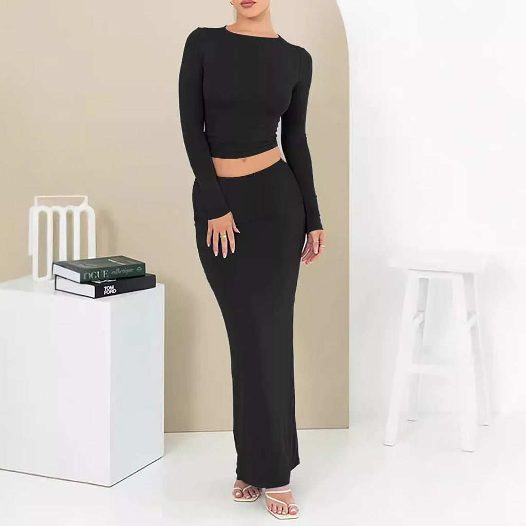 Women's polyester two-piece suit with three-quarter sleeve top and long skirt in sweet style