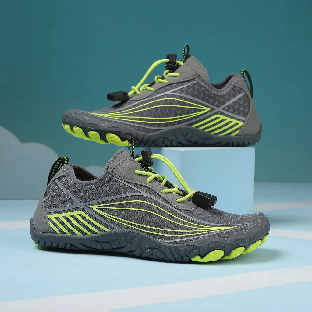 Children's quick-dry wading shoes with rubber sole and elastic band closure in multiple colours