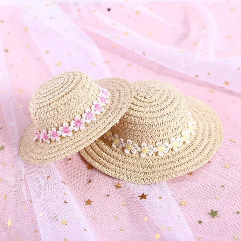 Handmade adjustable bow pet hat for dogs and cats in cartoon style with size options