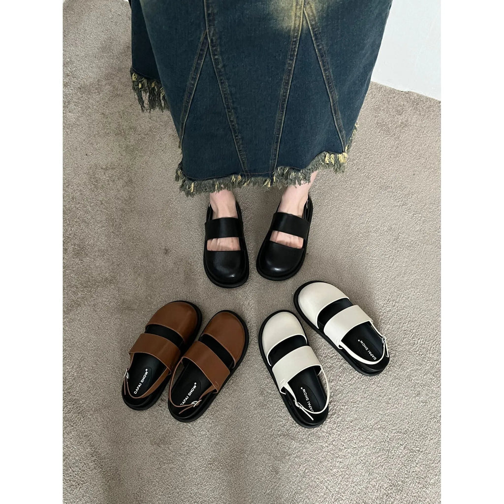 Retro women's closed toe sandals with ankle strap buckle in apricot colour