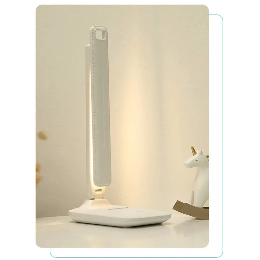 White touch dimming bedside lamp for children's bedroom with USB charging port