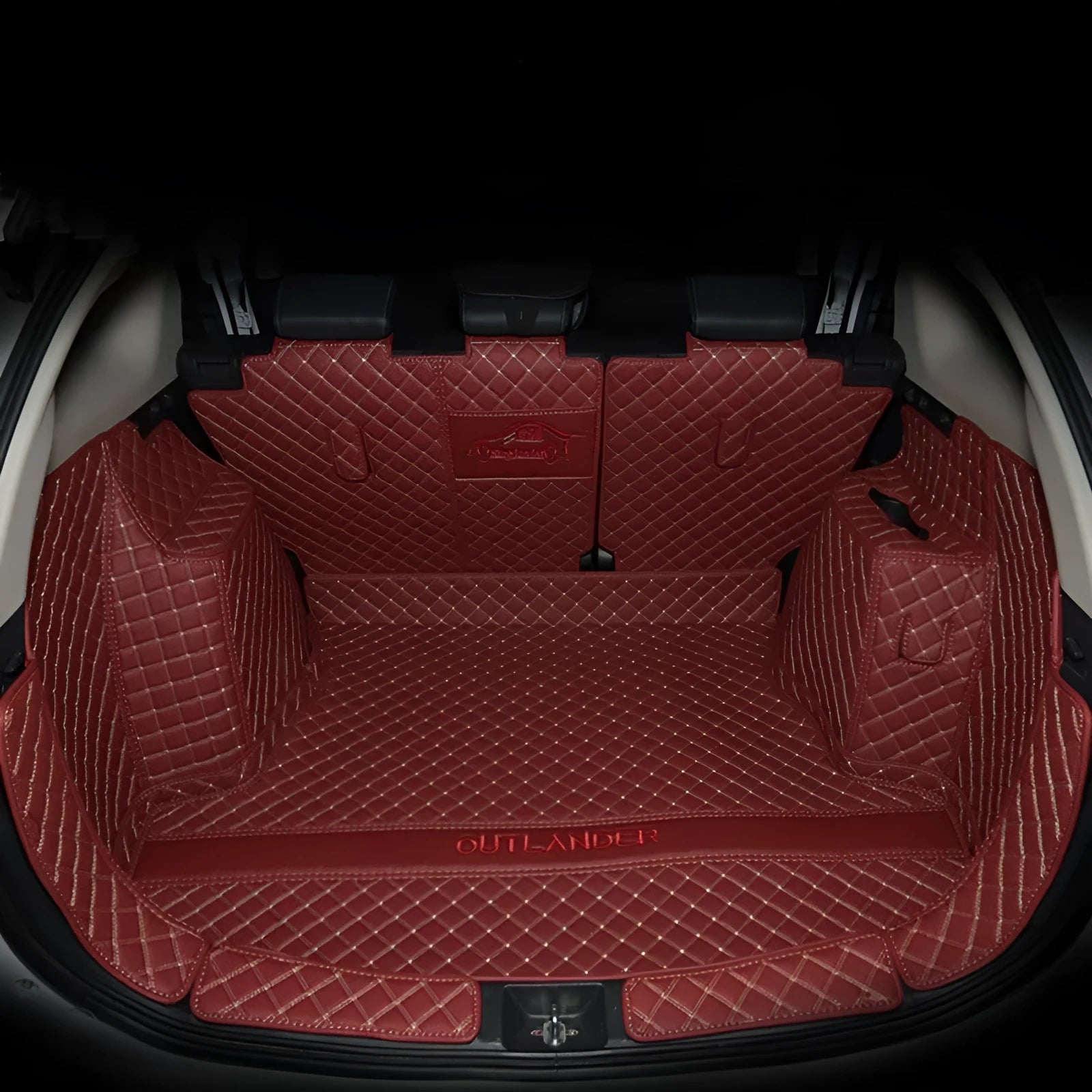Mitsubishi Outlander boot liner with 3D edging and non-slip surface