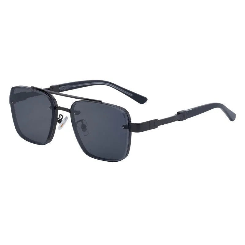 Men's vintage-style sunglasses with UV protection, shown in various colour options on a model.