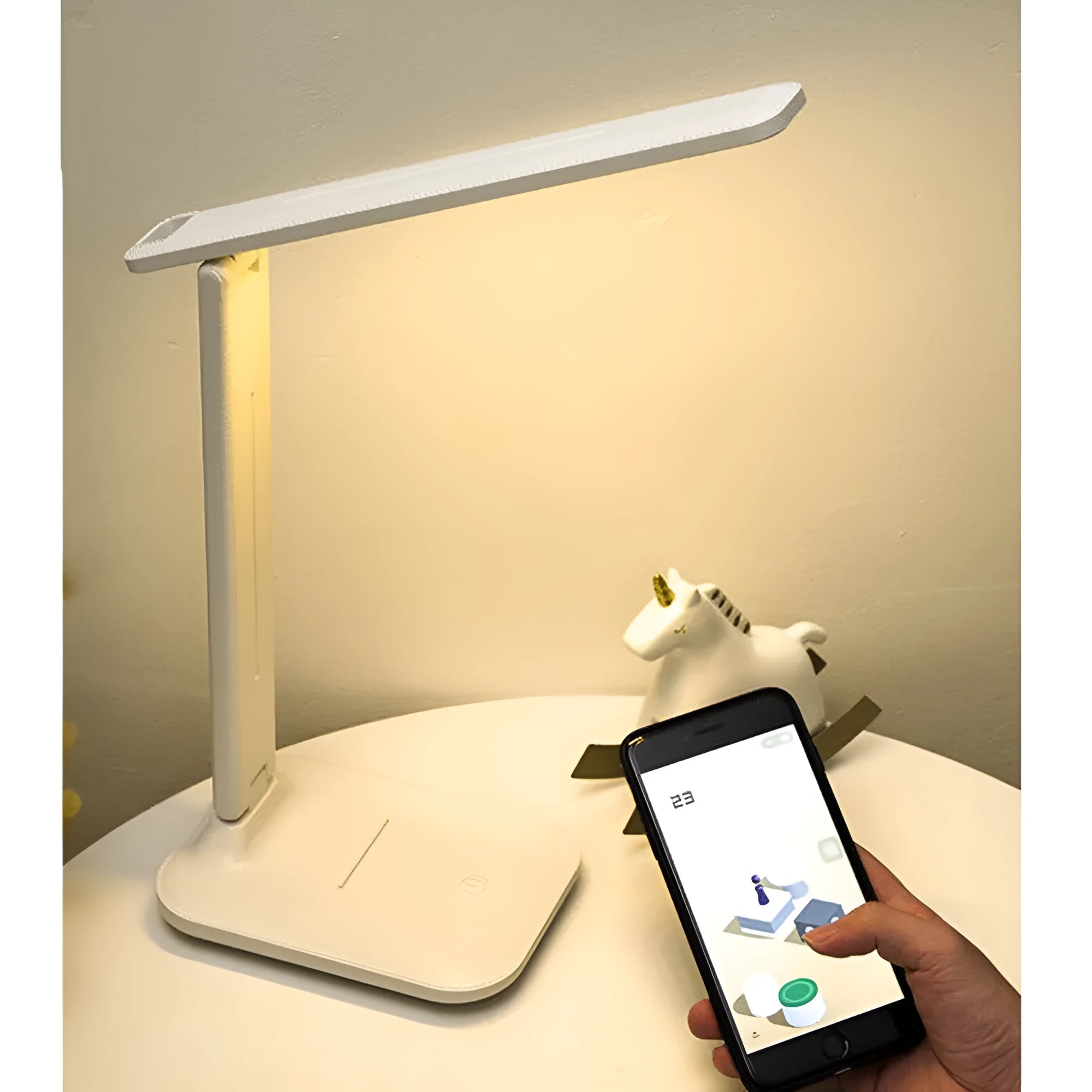 White touch dimming bedside lamp for children's bedroom with USB charging port