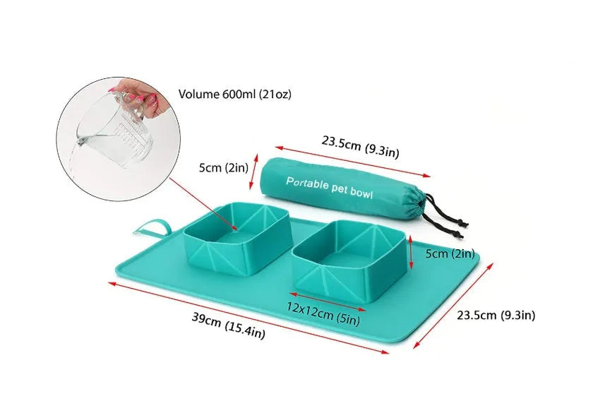 Green silicone travel bowl for dogs and cats, foldable with dual compartments, 600 ml capacity