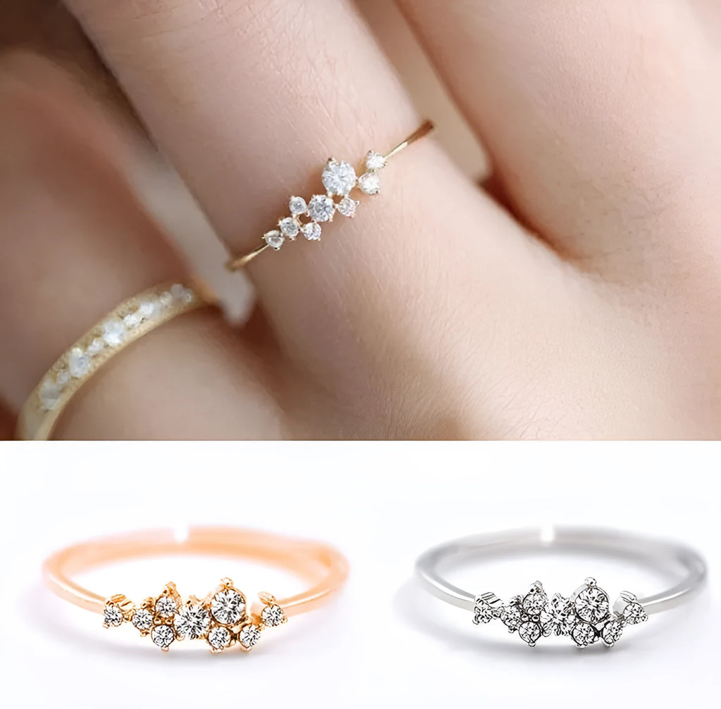 Gold Radiance Abundance Ring on finger showing copper band
