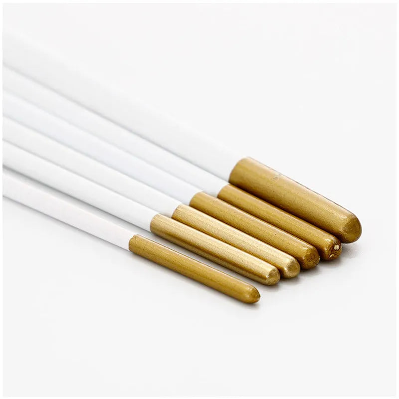 Set of six watercolour acrylic brushes with wood handles and assorted nylon bristle sizes on a white background