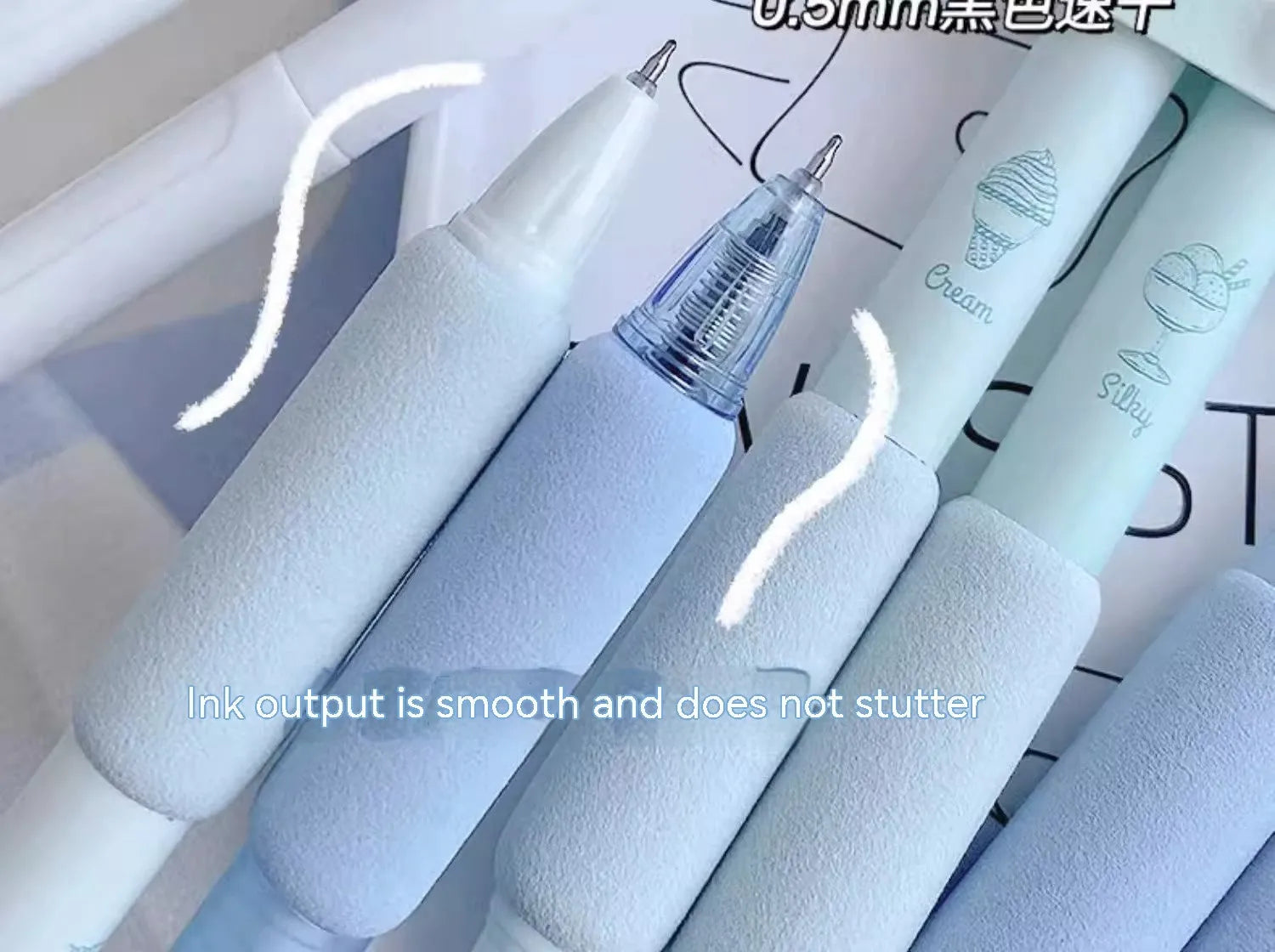 Learning calligraphy pen with double-headed fluorescent sponge press and plastic shell