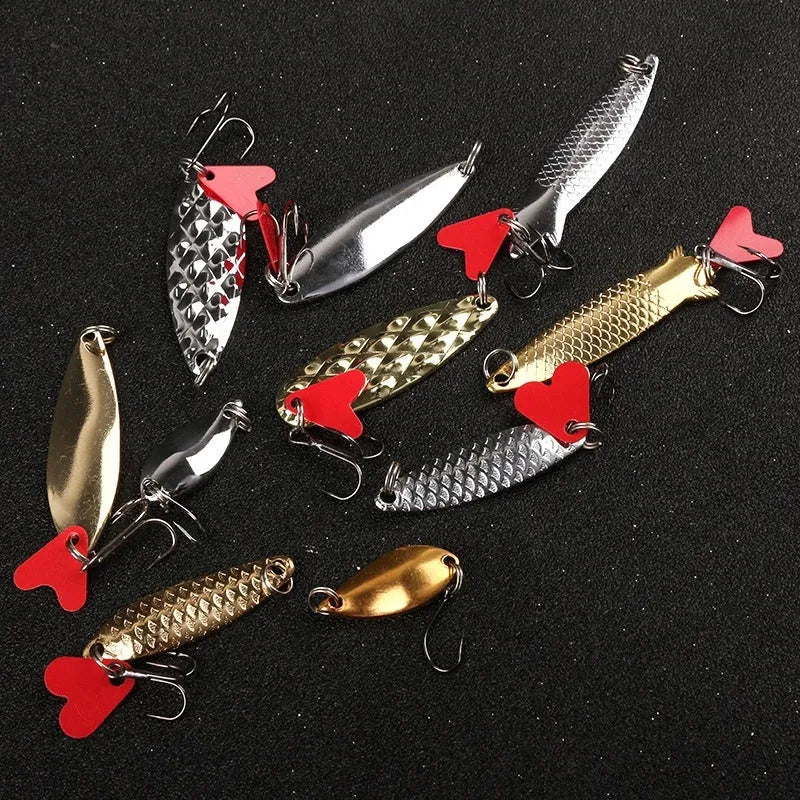 Pineapple-shaped fishing lure with gold and silver metal sequins in three package size options