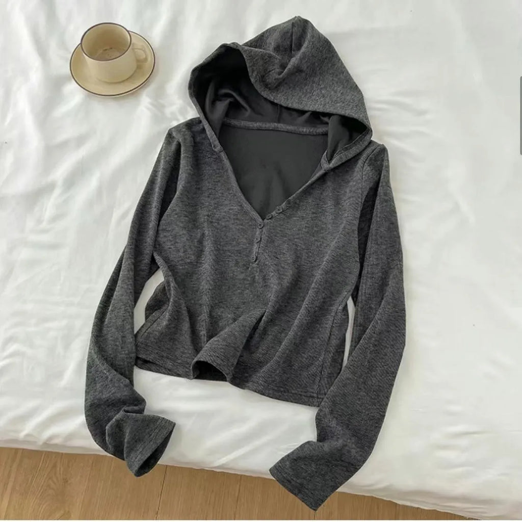 Women's gray casual sports suit with princess sleeves top, shorts, and vest, available in sizes L to 4XL