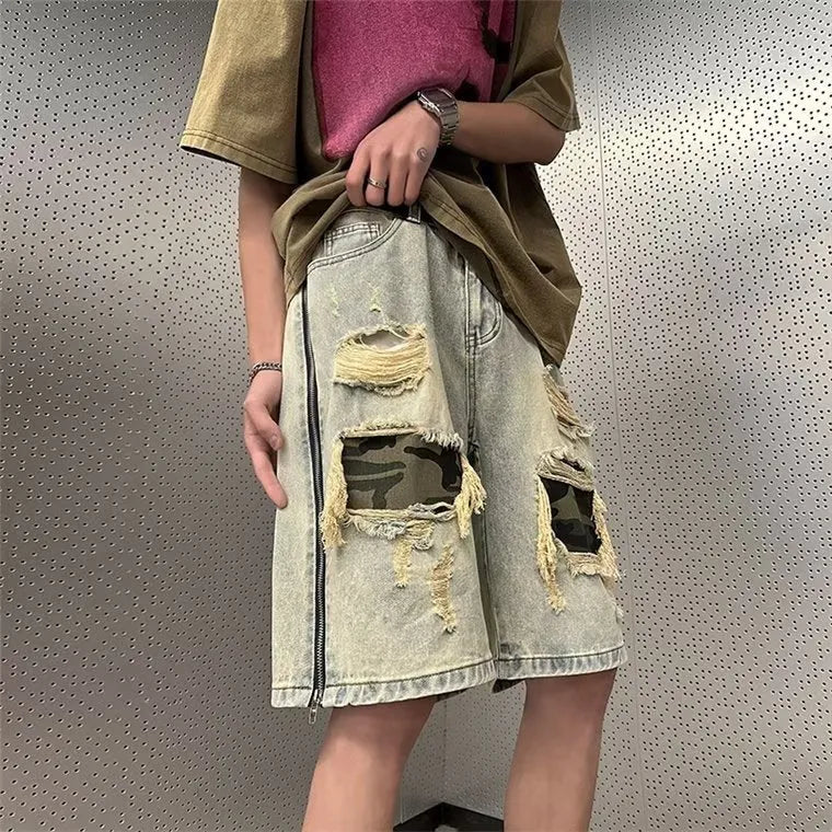 Men's yellow mud camouflage denim shorts with distressed detailing and straight-leg Korean styling