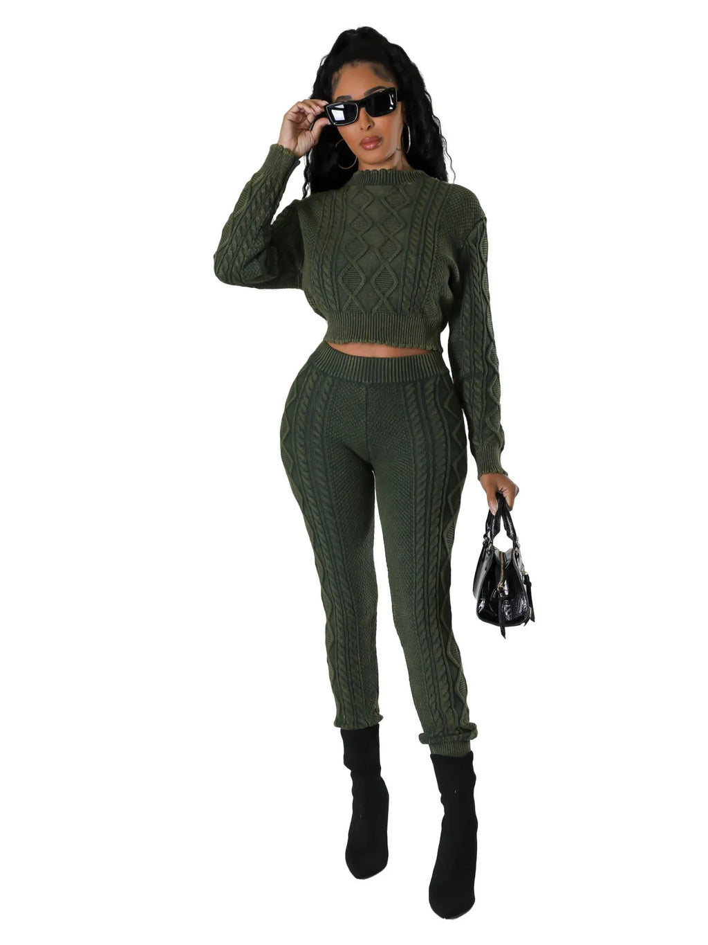 Women's cotton knit diamond pattern cable sweater set with long sleeves and matching trousers in brown