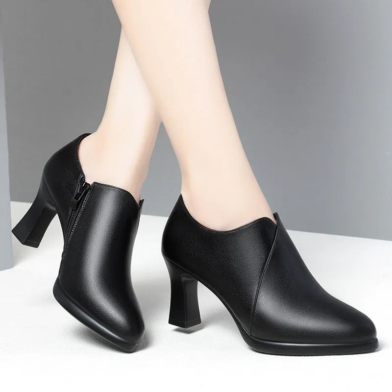 Soft leather PU pumps shoes with deep mouth side zipper and thick heel in black