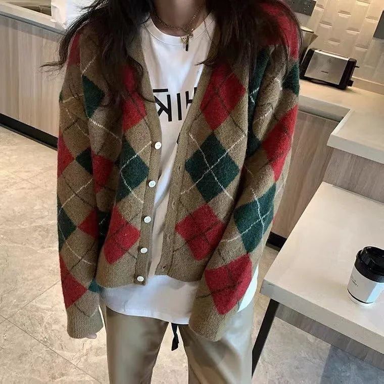 Casual knitted cardigan coat in acrylic fabric available in pink, green, black, dark khaki and light khaki colours