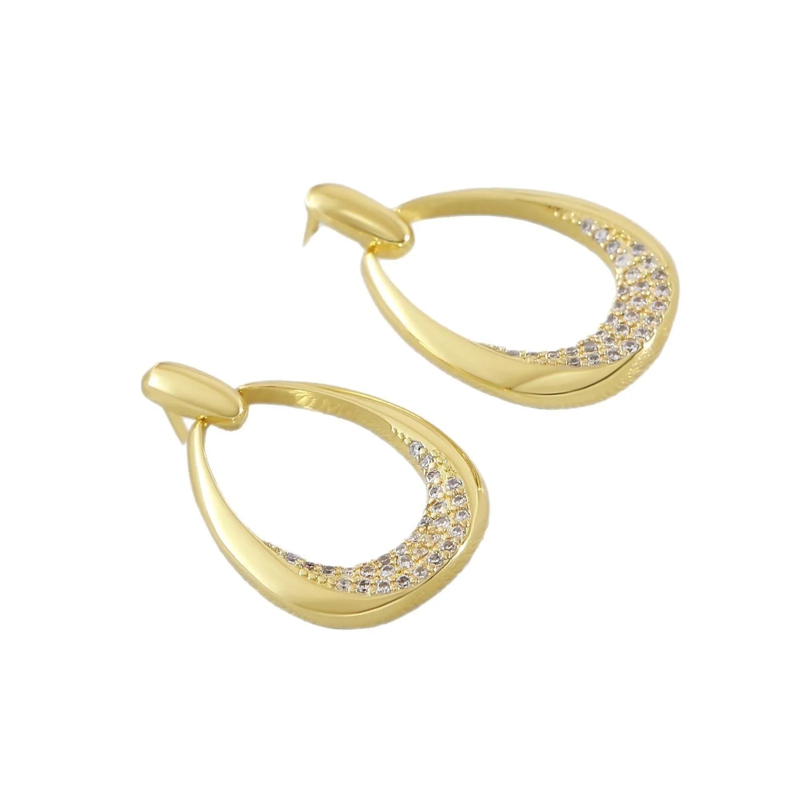 Women's yellow gold geometric drop-shaped ring earrings with copper construction and electroplated finish
