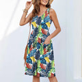 Women's sleeveless floral print dress in polyester fabric for spring and summer wear