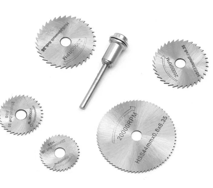 Six circular saw blades with mandrel for woodworking tools