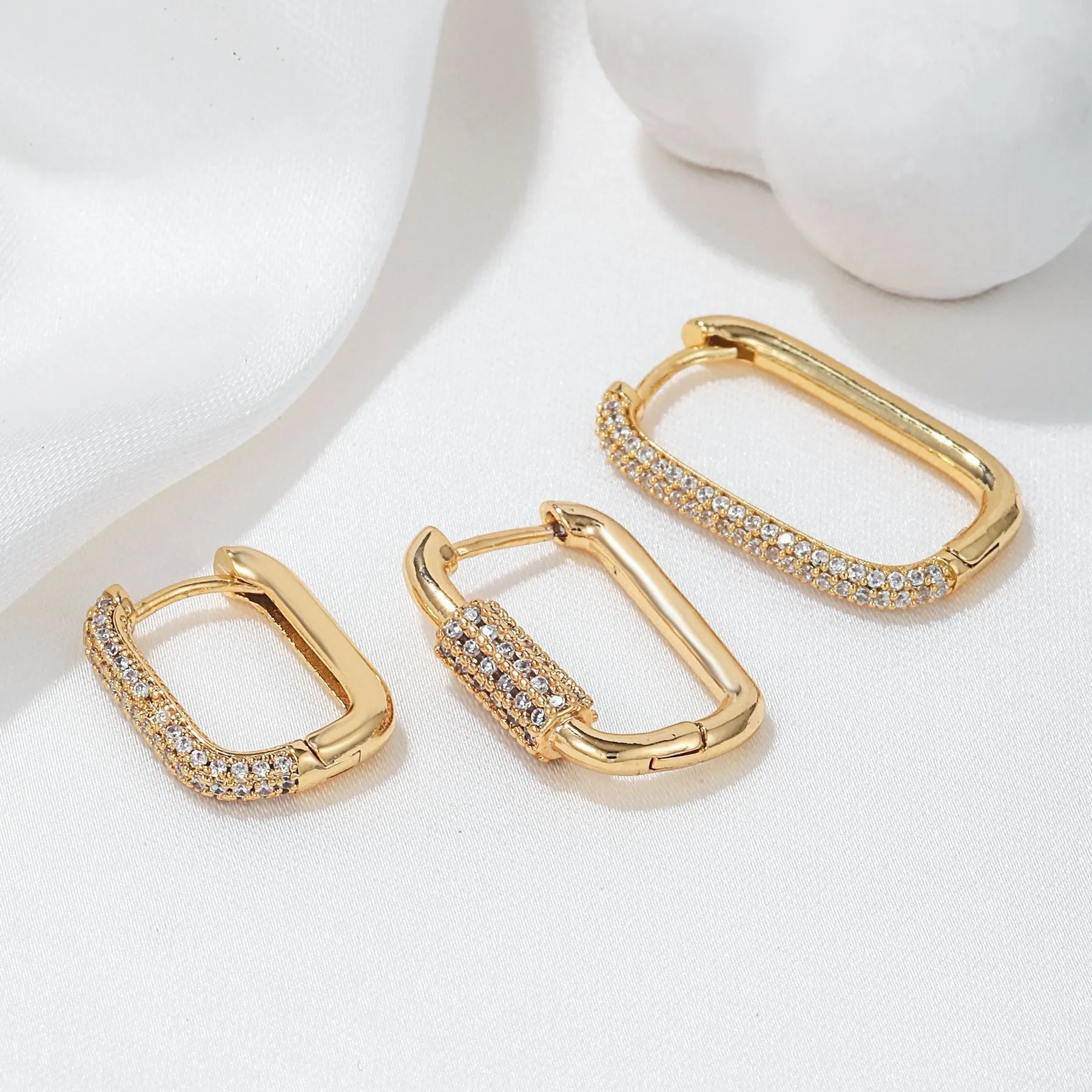 Geometric three-piece earring set with micro-inlaid zircon stones and square ear clips in gold or white k colours