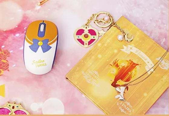 Pink Sailor Moon wireless computer mouse with 2.4GHz wireless connection and cartoon character design