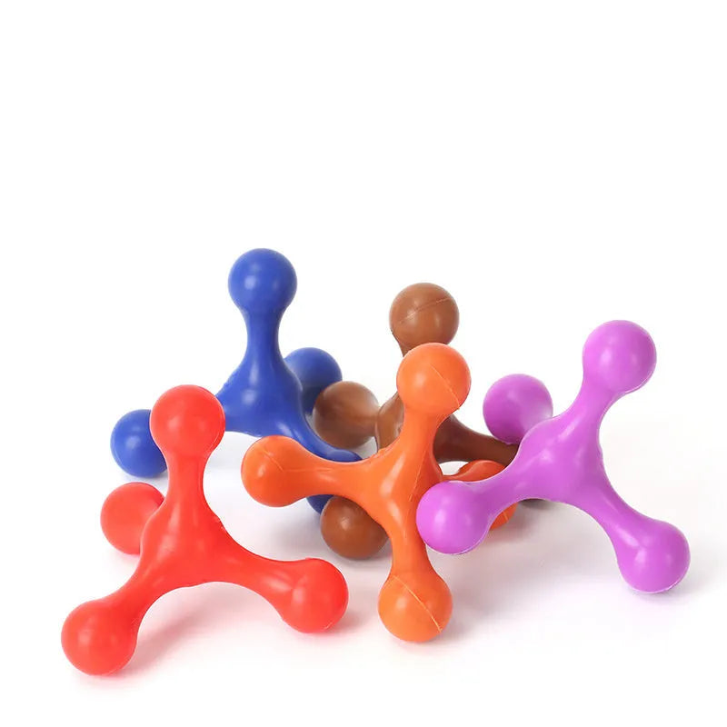 Beef-flavoured silicone chew toy with triple-leg design for small and medium breed puppies