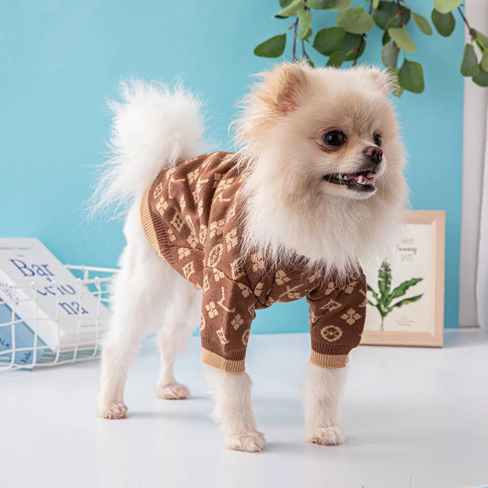 Wool dog sweater for autumn and winter wear in monochrome or two-tone colours