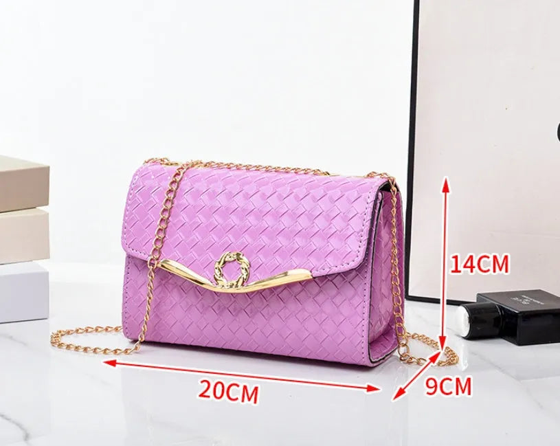 Women's PU chain shoulder messenger bag, solid colour, clamshell opening, with weave detail, available in black pink purple white