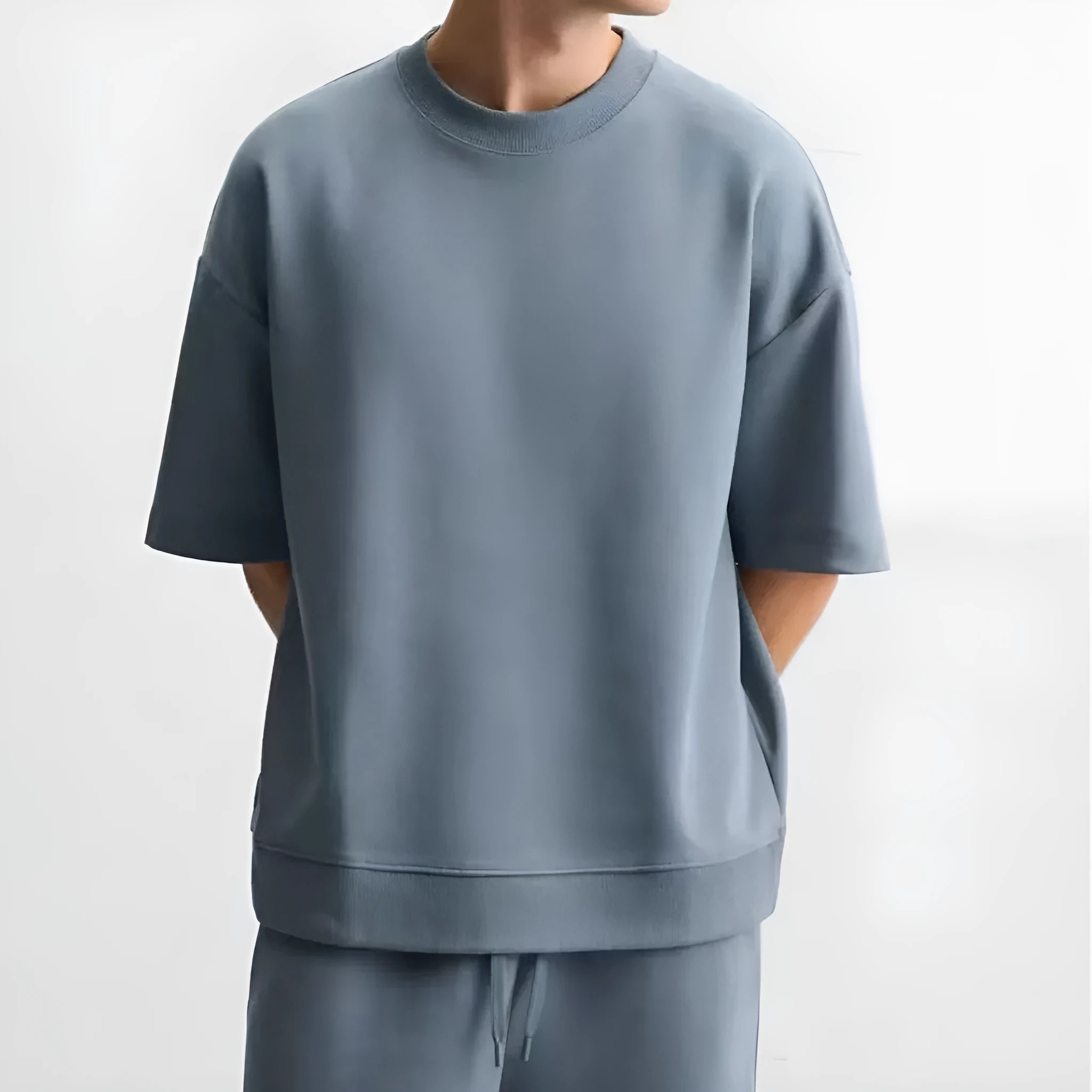 Double-sided loose short sleeve top and shorts set in urban style with round collar