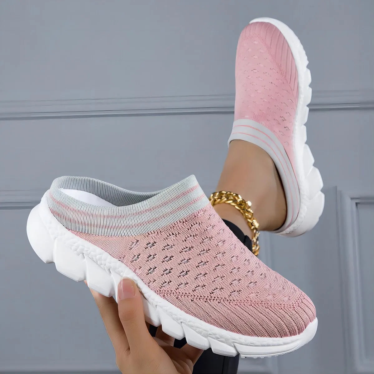 Women's black Flyknit height-increasing slipper shoes with striped pattern and hollowed-out breathable design