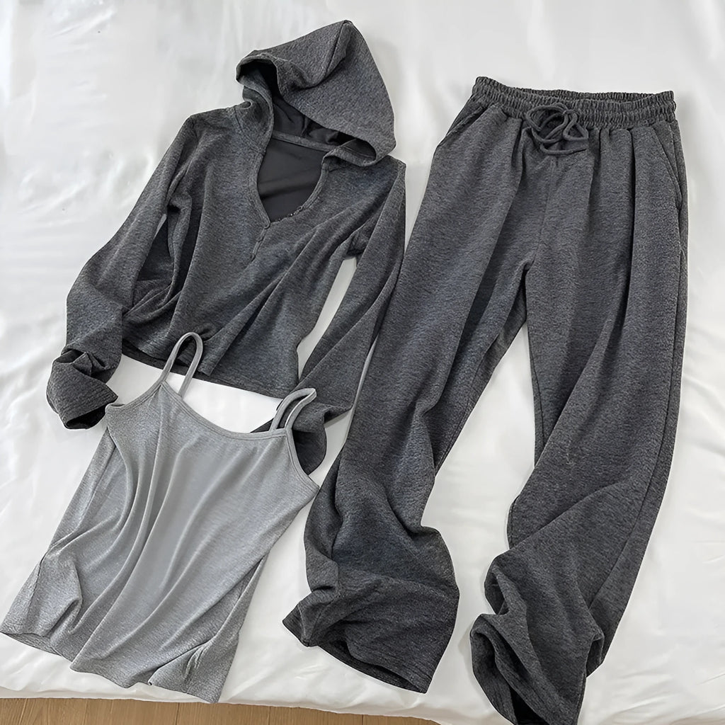 Women's gray casual sports suit with princess sleeves top, shorts, and vest, available in sizes L to 4XL