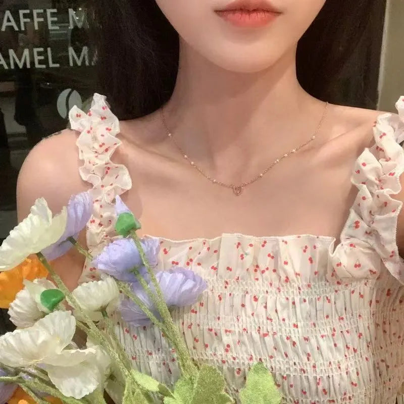 Gold alloy heart-shaped opal pearl pendant necklace on adjustable 41-50cm regular chain for women