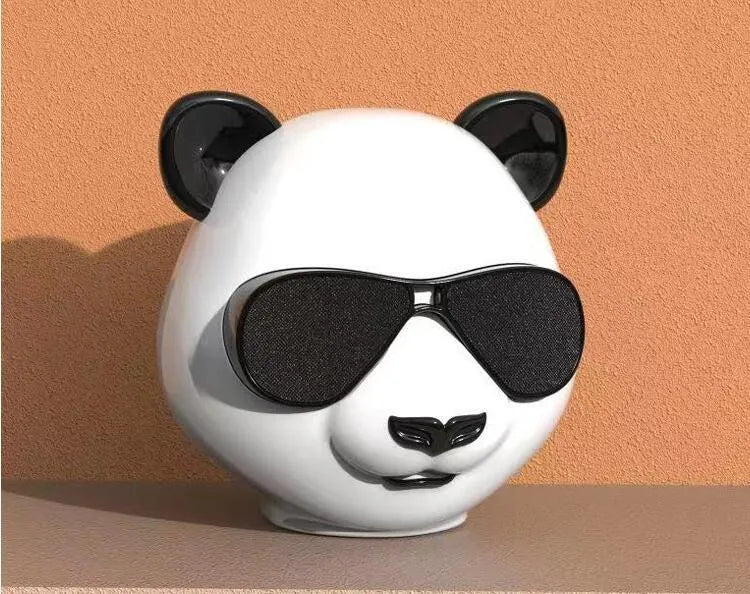 Classic style portable mini Bluetooth speaker with wireless connectivity and USB charging port