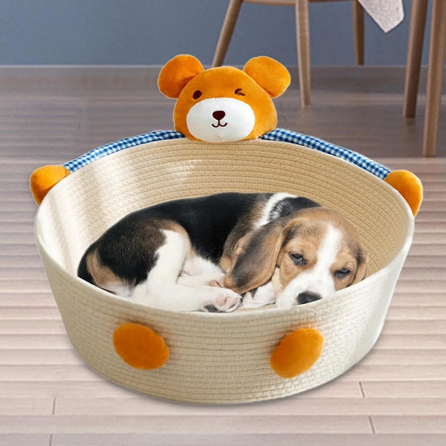 Woven cotton rope cat bed with integrated scratch board in bear design