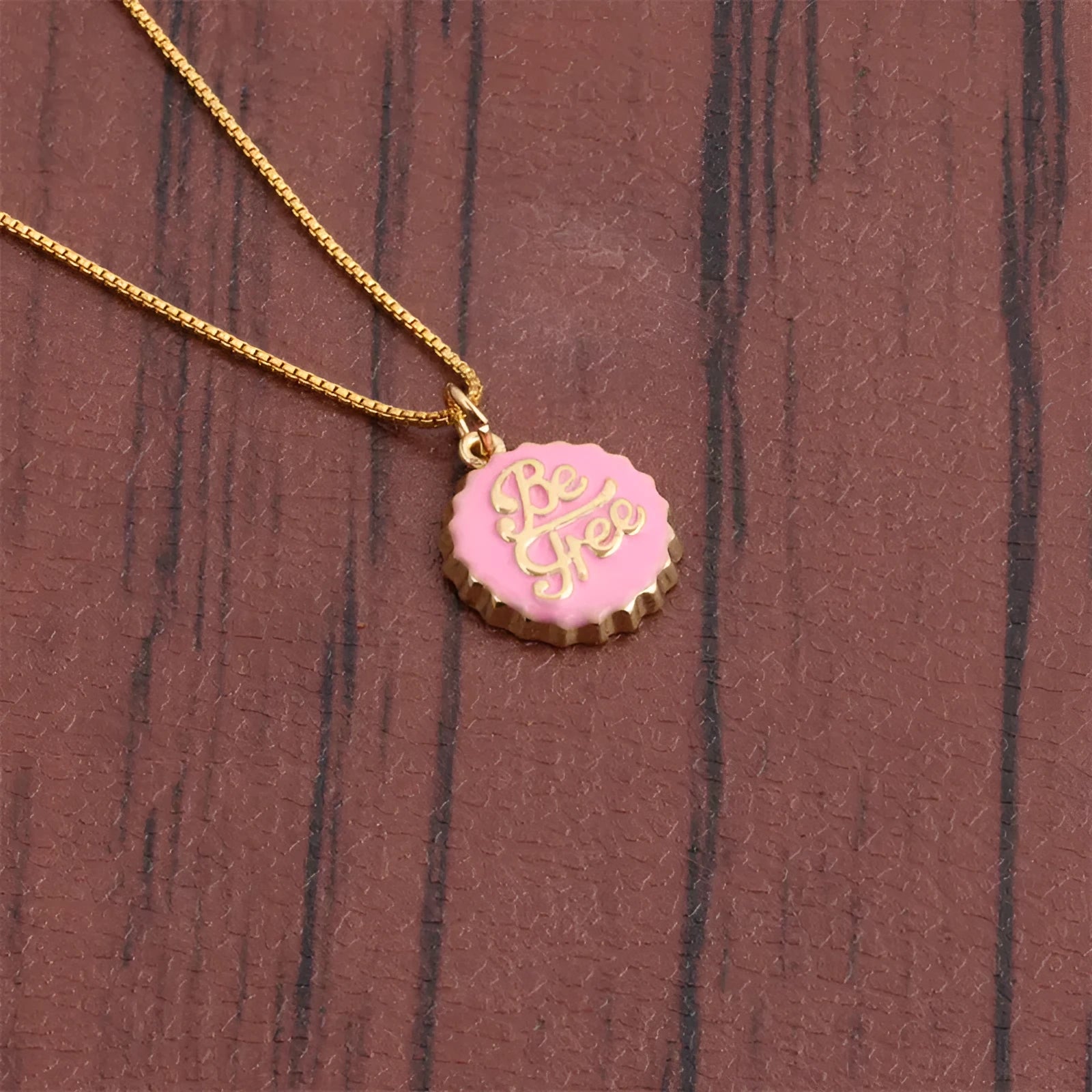 Copper bottle cap pendant necklace with electroplated finish on 40cm box chain